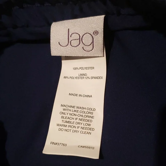 JAG New Solid Skirted Swim Boardshort with Built-in Brief NWT Navy Women's L - Picture 10 of 11